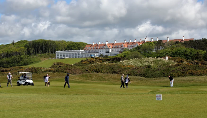 Поле для гольфу Trump Turnberry у Тернберрі, Шотландія
